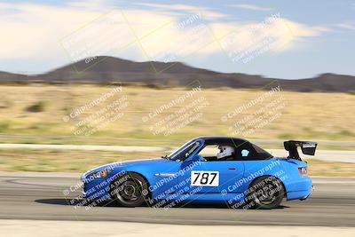 media/Oct-08-2023-Extreme Speed (Sun) [[05af469d3b]]/2-Green/session 1 skid pad/